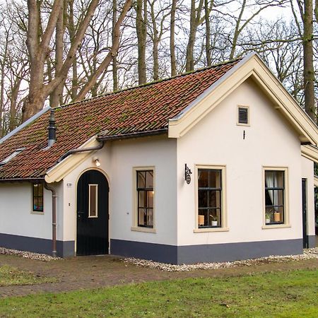 De Consistorie Hotel Veenhuizen Bagian luar foto