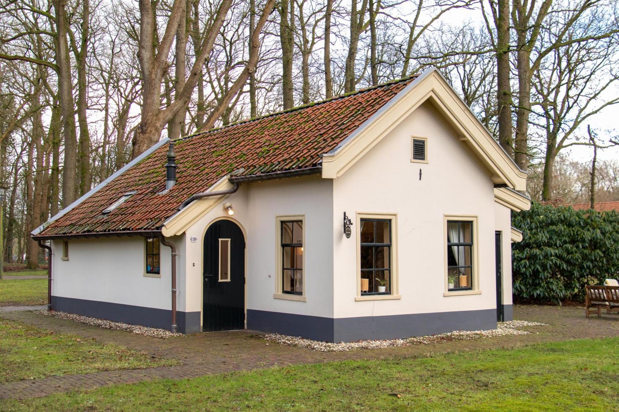 De Consistorie Hotel Veenhuizen Bagian luar foto