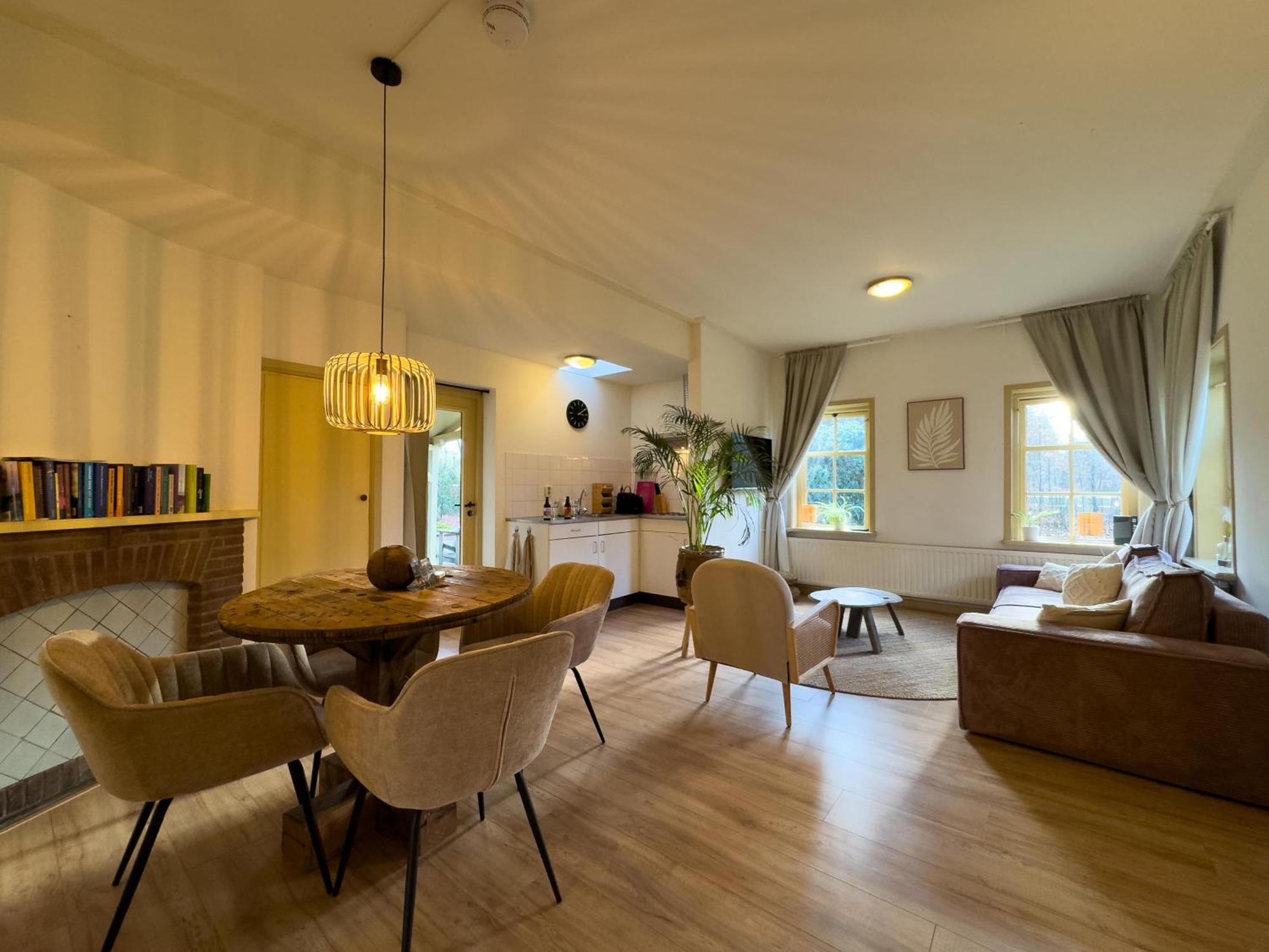 De Consistorie Hotel Veenhuizen Bagian luar foto